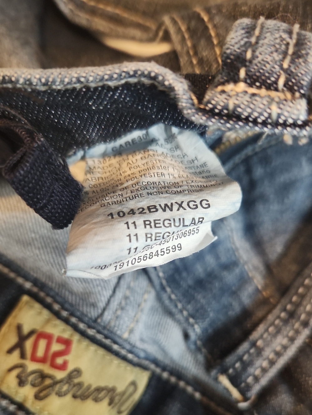 Wrangler Boys Dark Blue Jeans - Picture 4 of 4